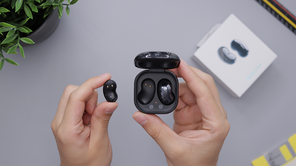 thesparkshop.in:product/earbuds-for-gaming-low-latency-gaming-wireless-bluetooth-earbuds