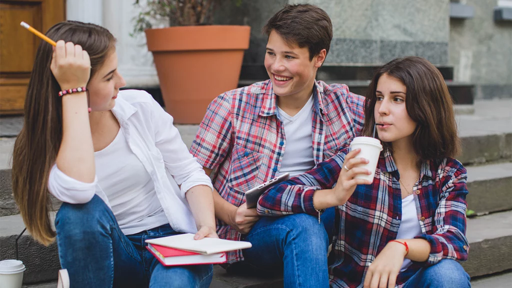 side hustles for college students